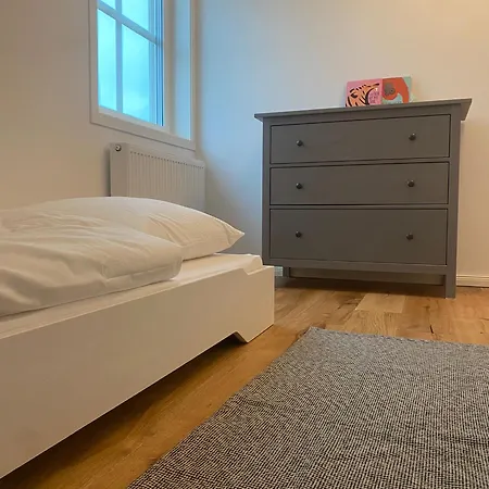 Am Schilfweg Mit Kanu *