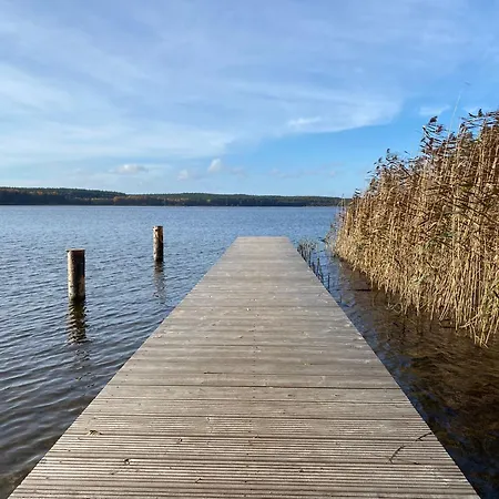 펜션 Am Schilfweg Mit Kanu 바린