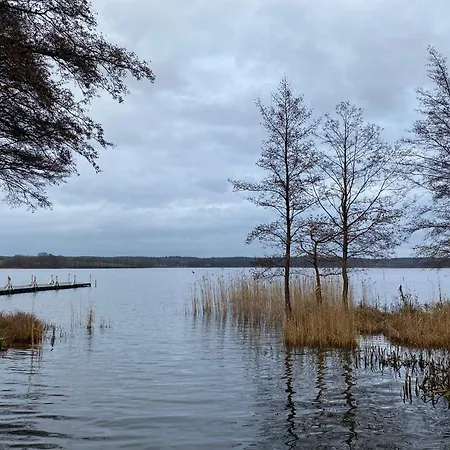 Am Schilfweg Mit Kanu * 바린