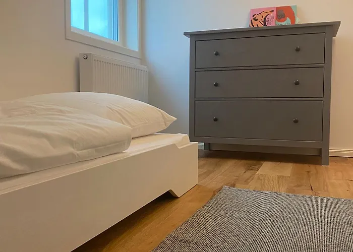 Am Schilfweg Mit Kanu *