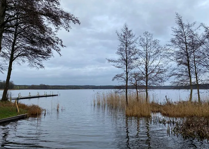 Am Schilfweg Mit Kanu * Warin